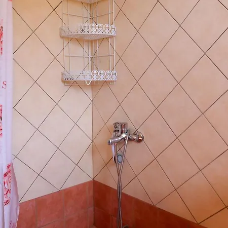 Fterini Sterna & Alletri Apartment Agios Leon